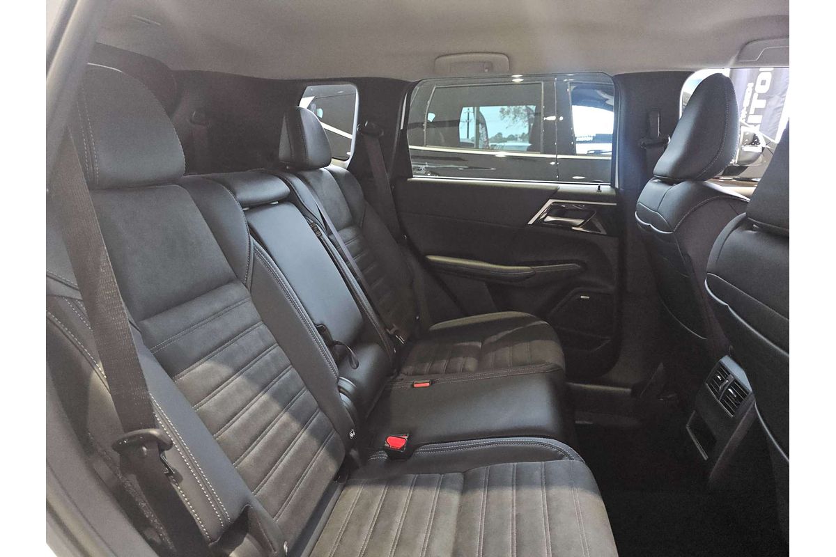 2025 Mitsubishi Outlander Aspire ZM