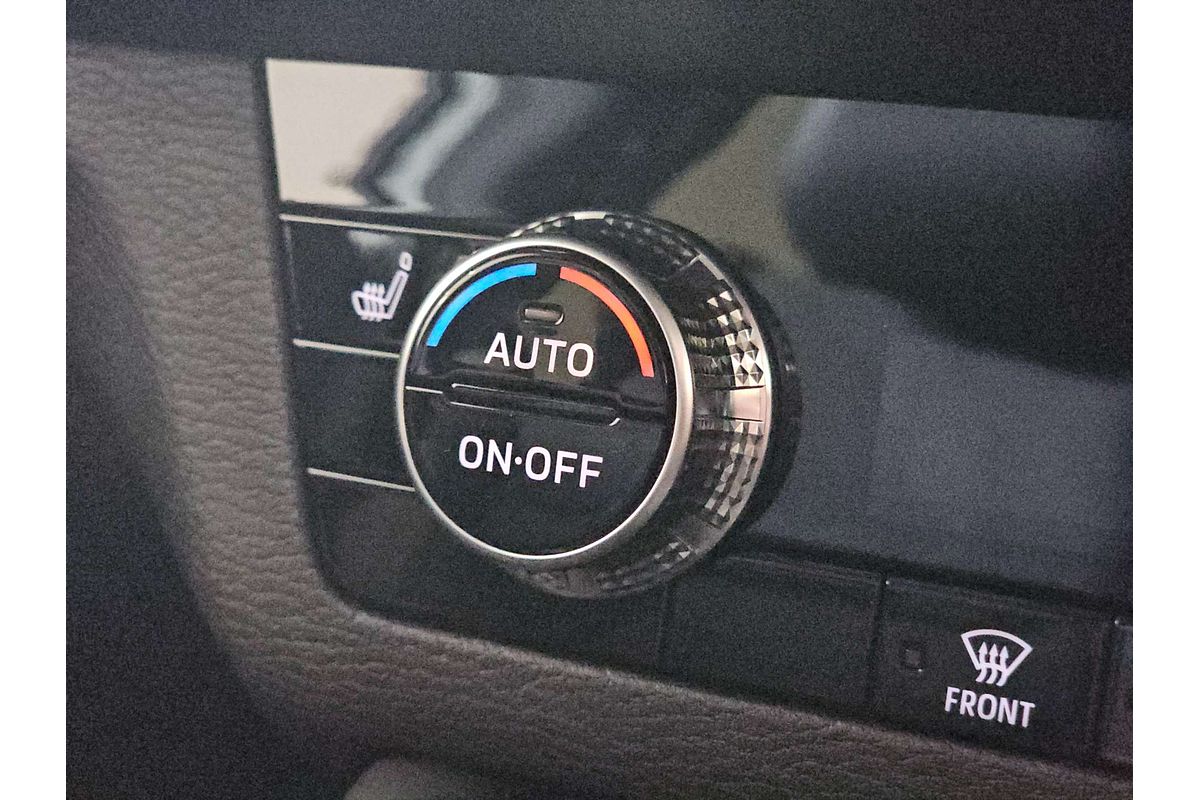 2025 Mitsubishi Outlander Aspire ZM