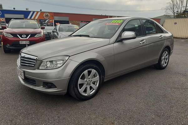 2007 Mercedes-Benz 220 CDI CLASSIC W204