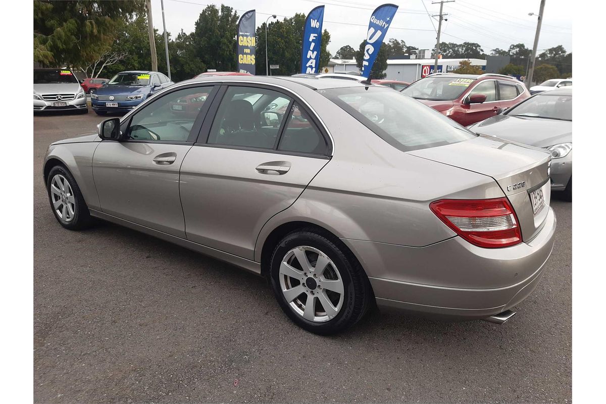 2007 Mercedes-Benz 220 CDI CLASSIC W204