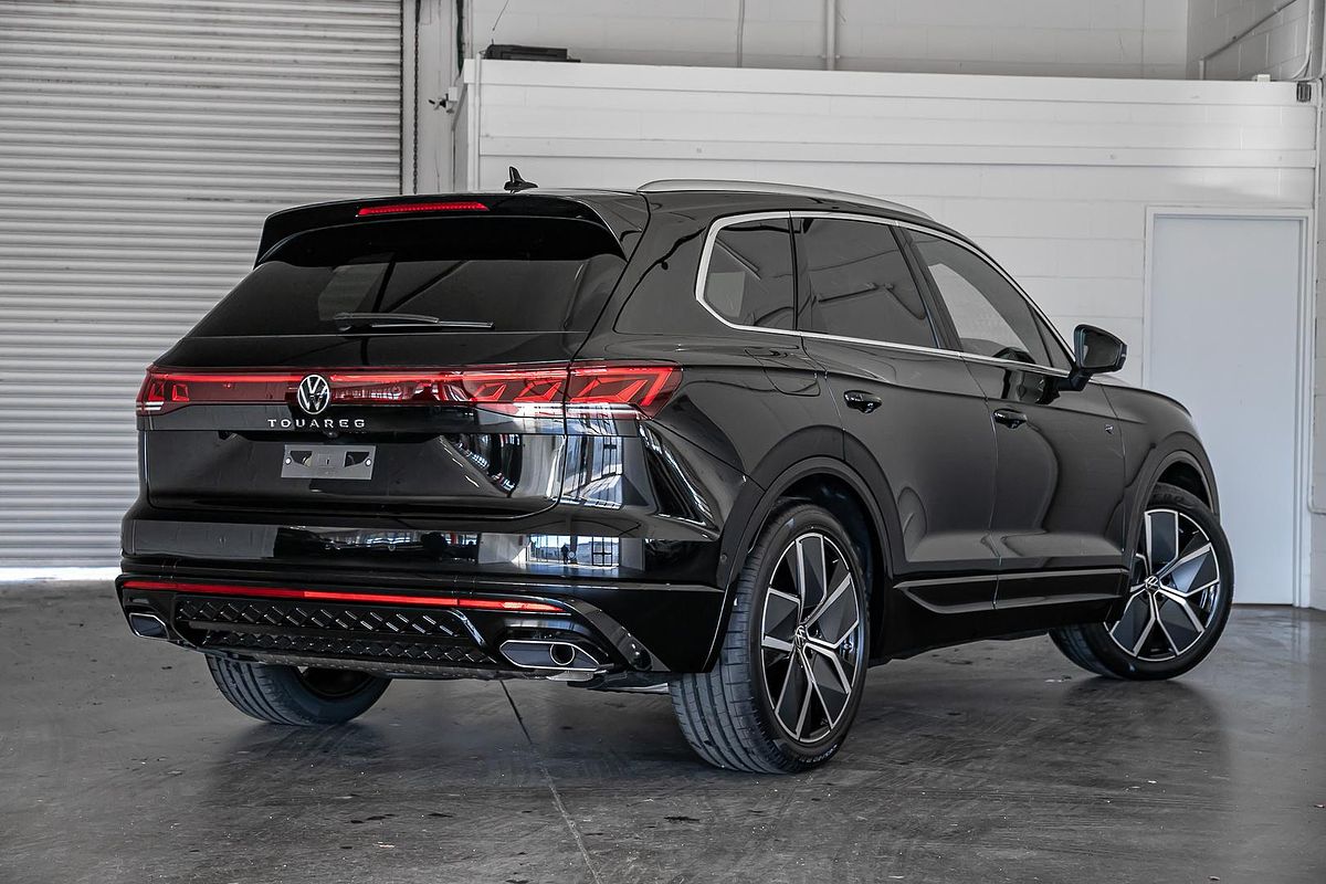 2025 Volkswagen Touareg 210TDI R-Line RC