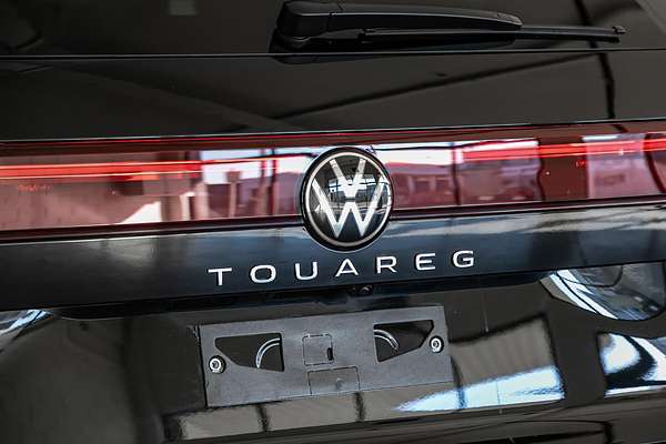 2025 Volkswagen Touareg 210TDI R-Line RC
