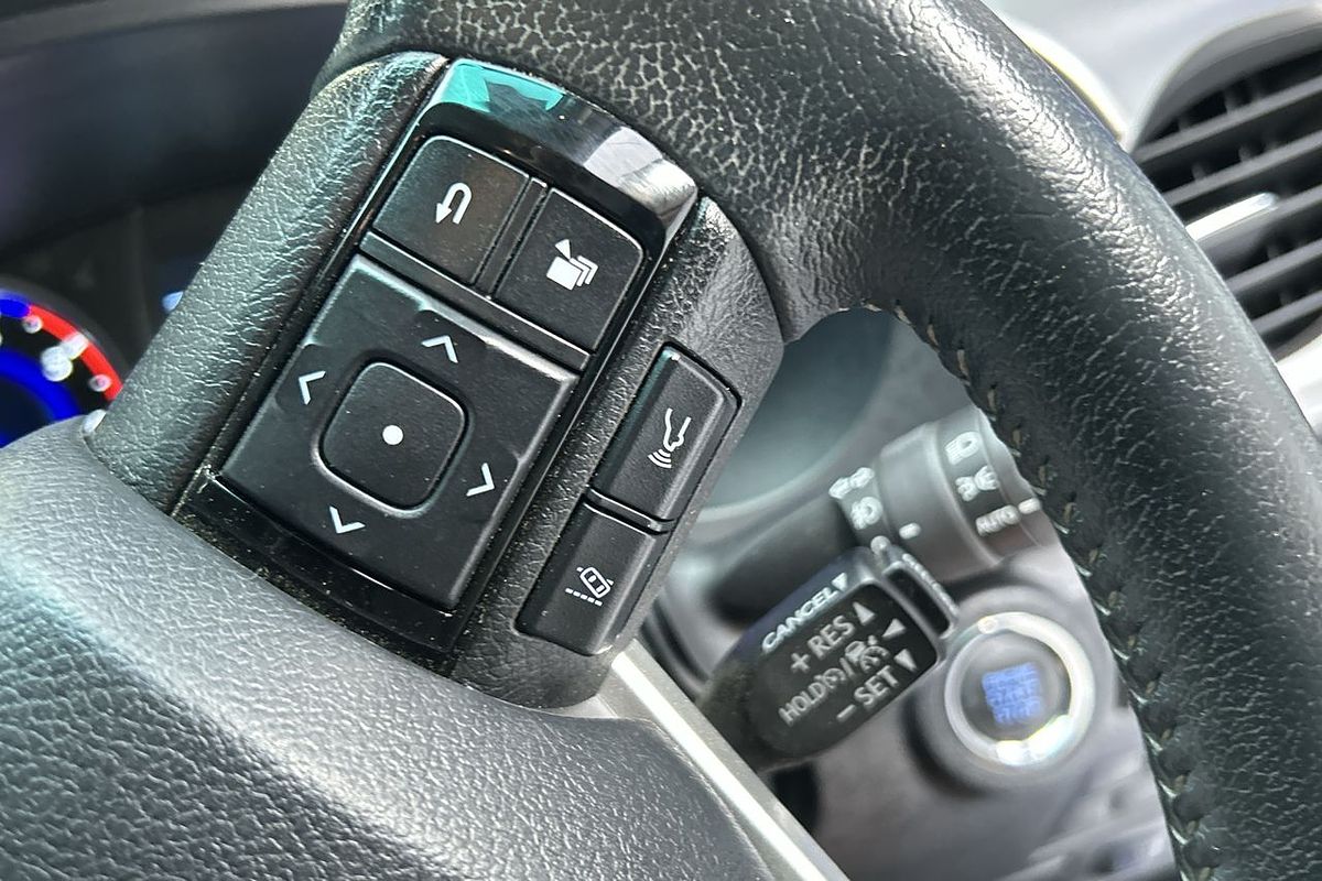 2019 Toyota Hilux SR5 GUN126R 4X4