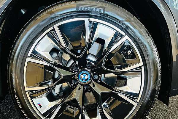 2022 BMW iX3 G08