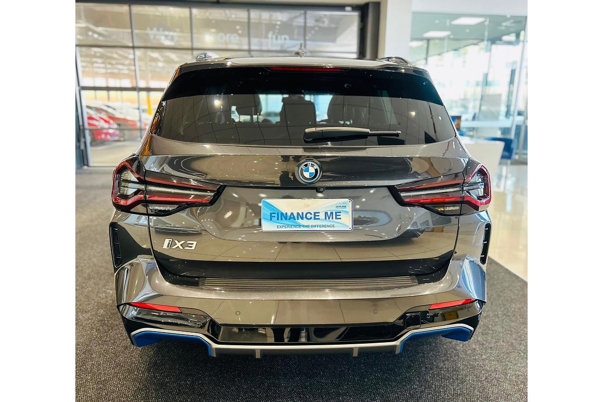 2022 BMW iX3 G08