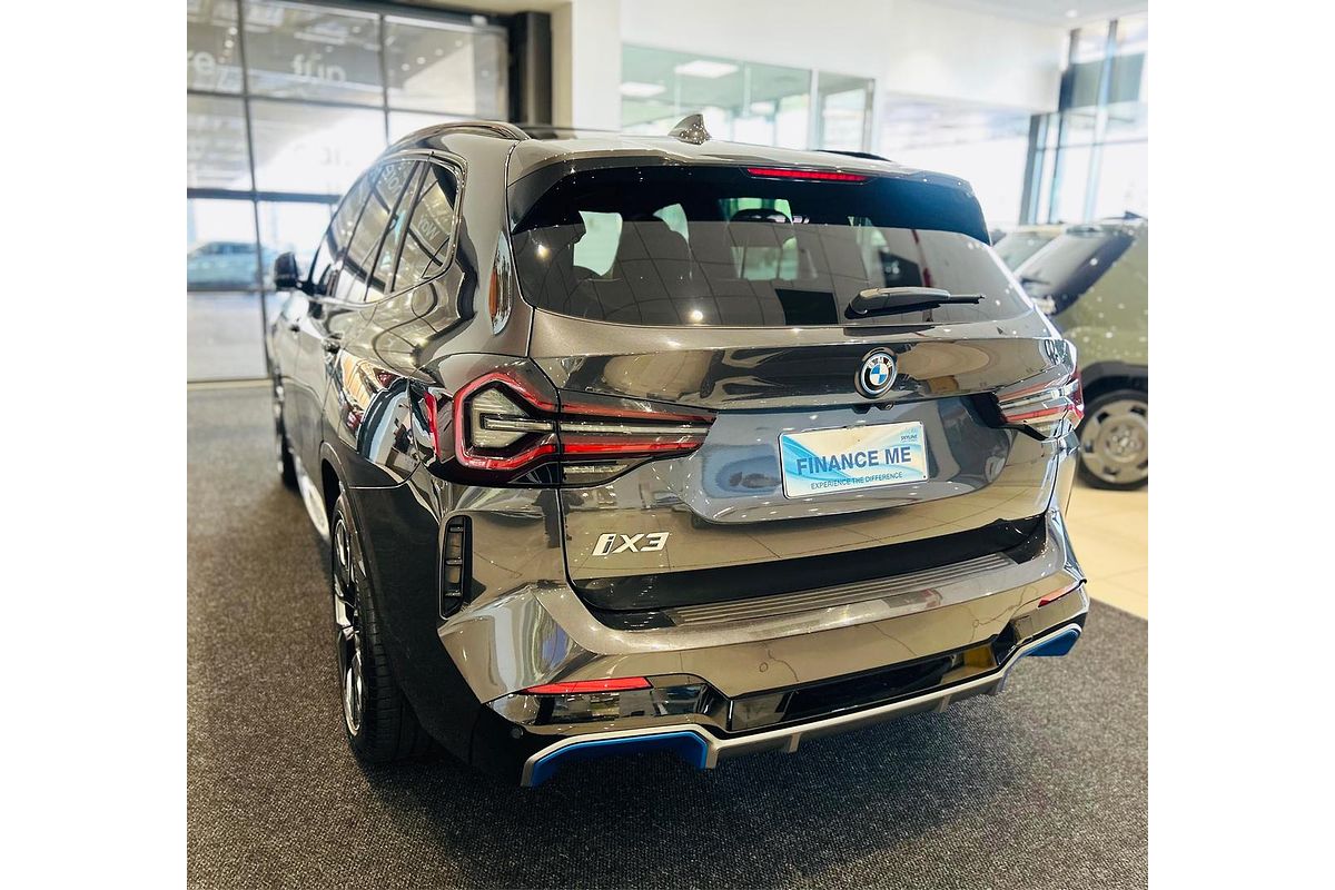 2022 BMW iX3 G08