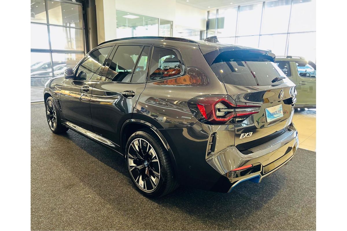 2022 BMW iX3 G08