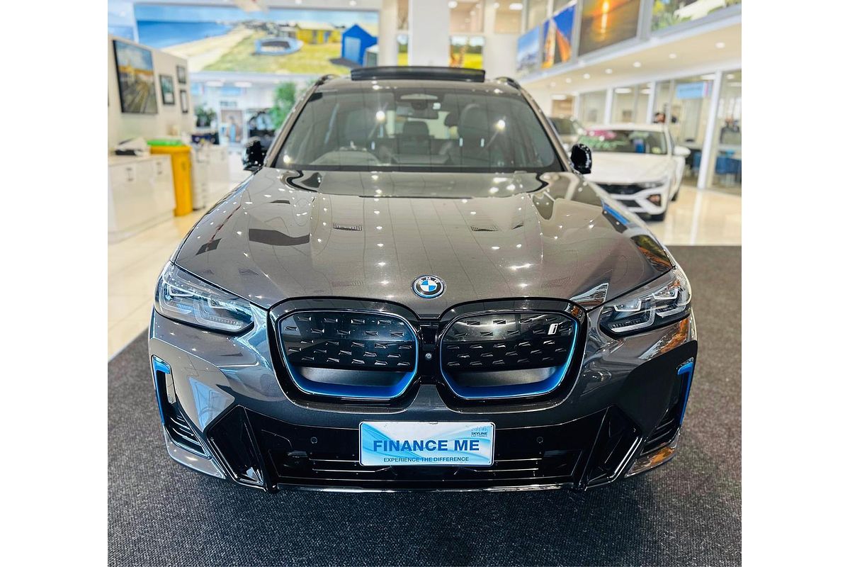2022 BMW iX3 G08