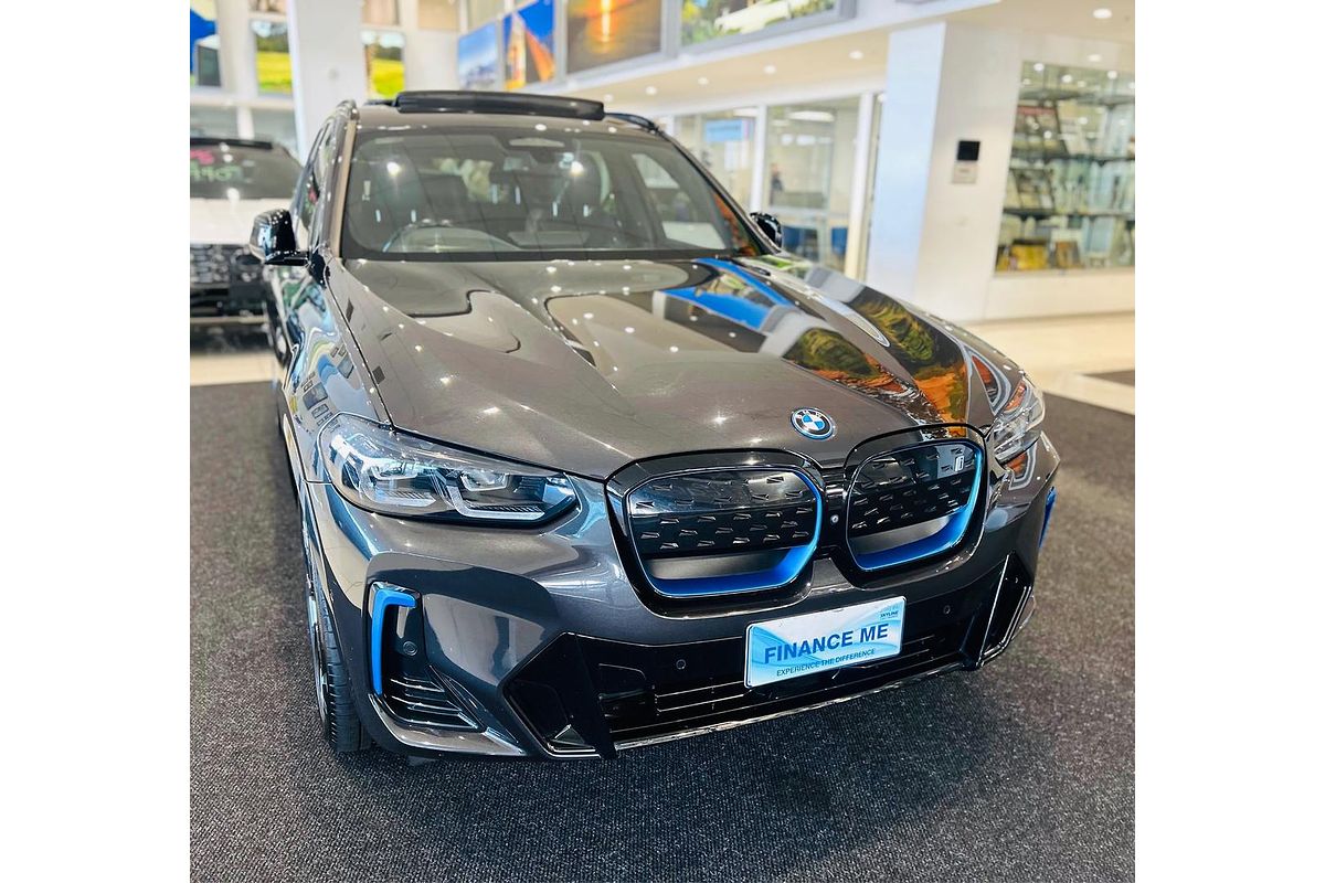 2022 BMW iX3 G08