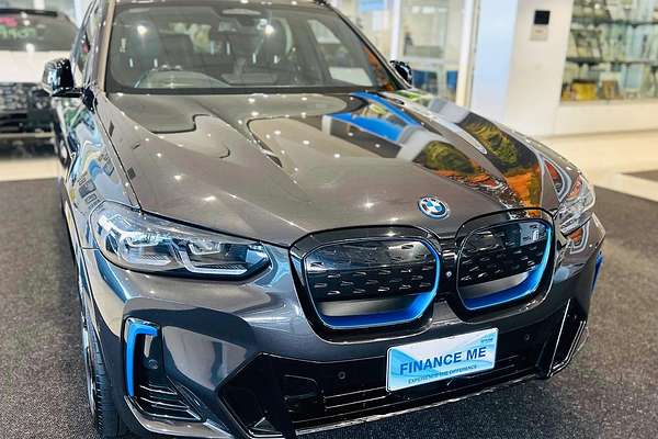 2022 BMW iX3 G08