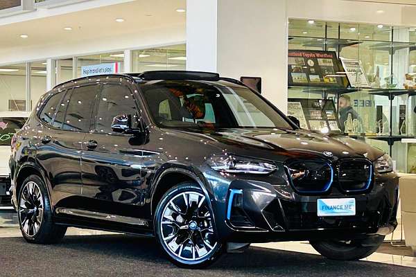 2022 BMW iX3 G08