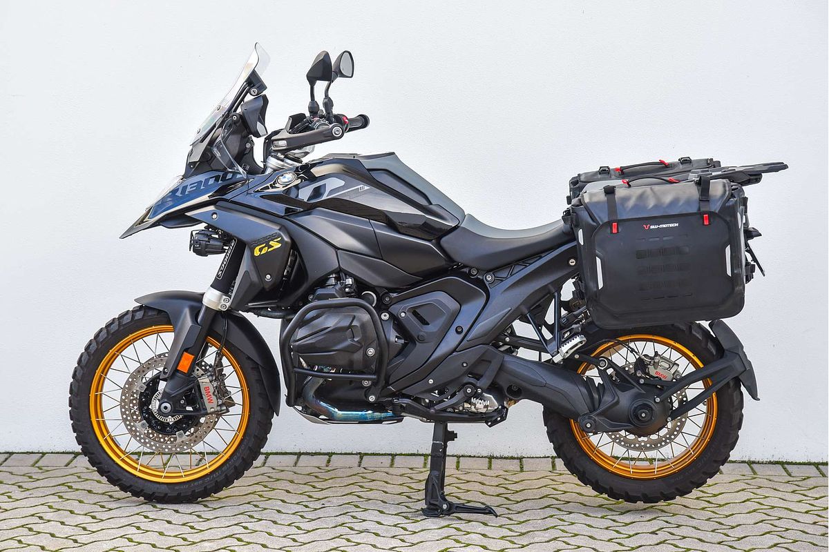 2024 BMW R 1300 GS Triple Black  R 1300