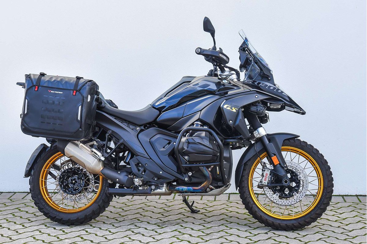 2024 BMW R 1300 GS Triple Black  R 1300