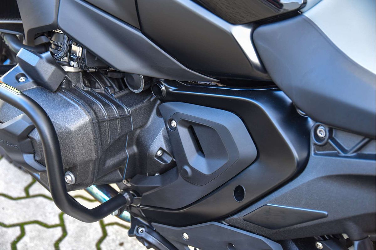 2024 BMW R 1300 GS Triple Black  R 1300