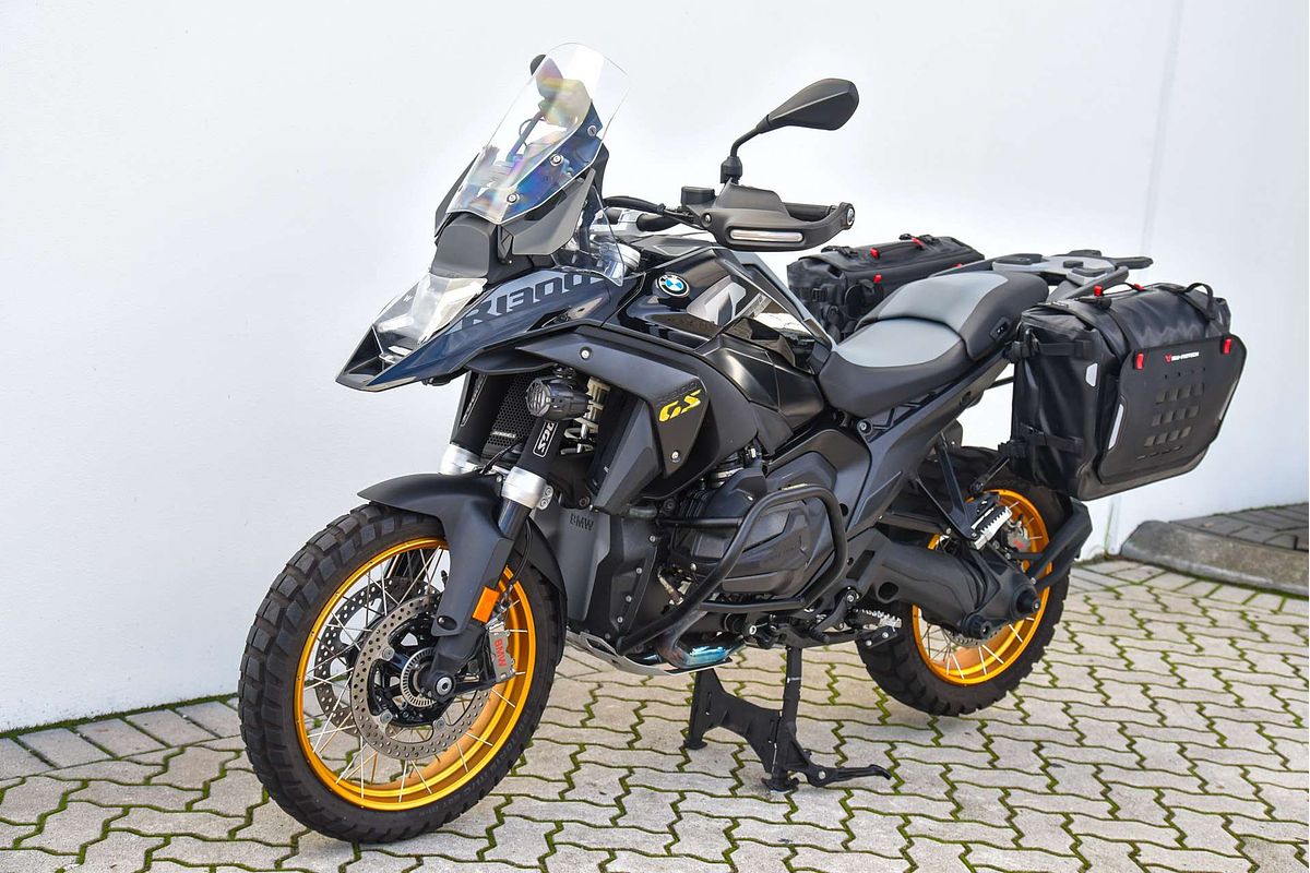 2024 BMW R 1300 GS Triple Black  R 1300