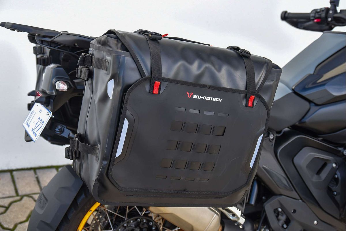 2024 BMW R 1300 GS Triple Black  R 1300