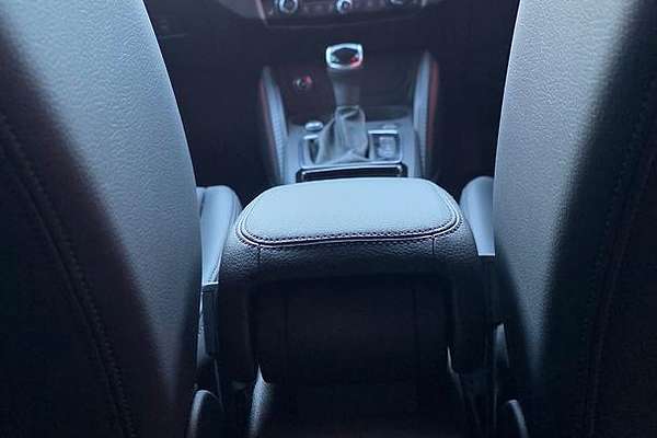 2025 Audi Q2 40 TFSI S line GA