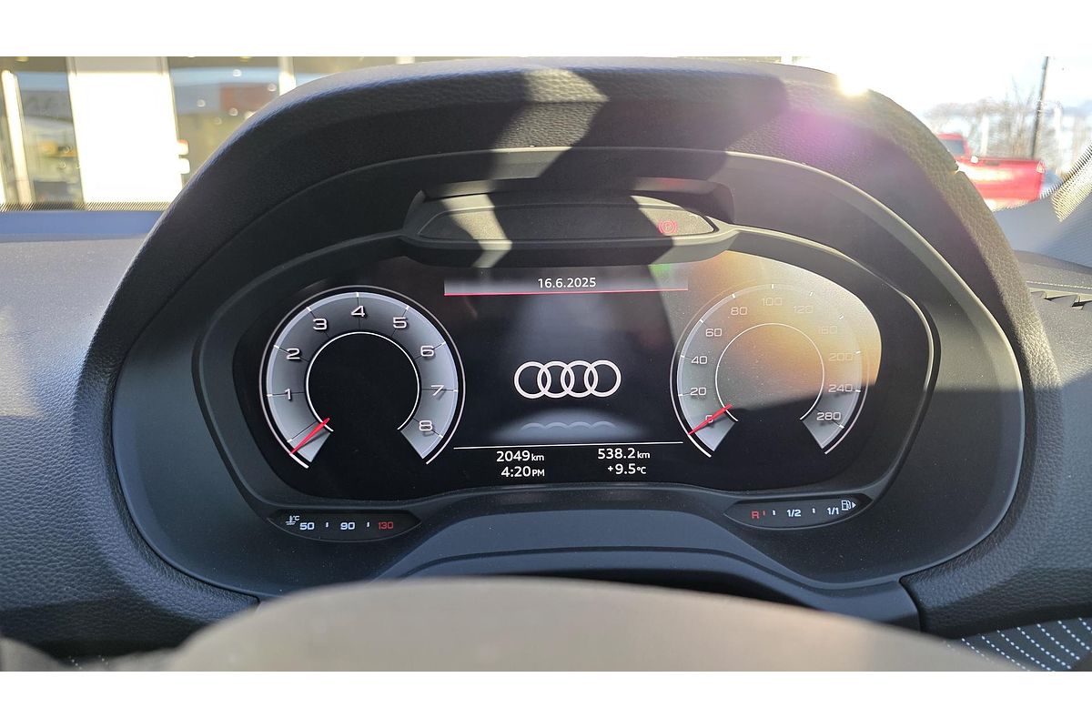 2025 Audi Q2 40 TFSI S line GA