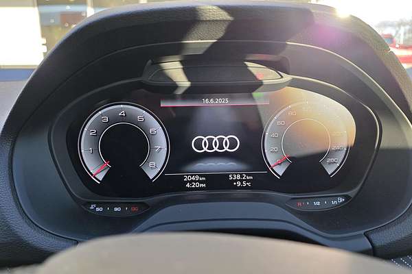 2025 Audi Q2 40 TFSI S line GA