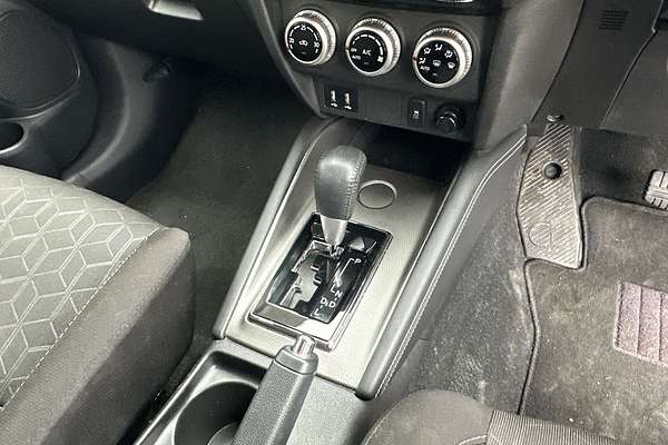 2020 Mitsubishi ASX ES XD