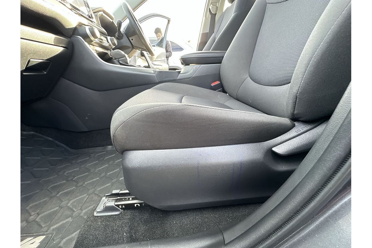 2019 Toyota RAV4 GX AXAH52R