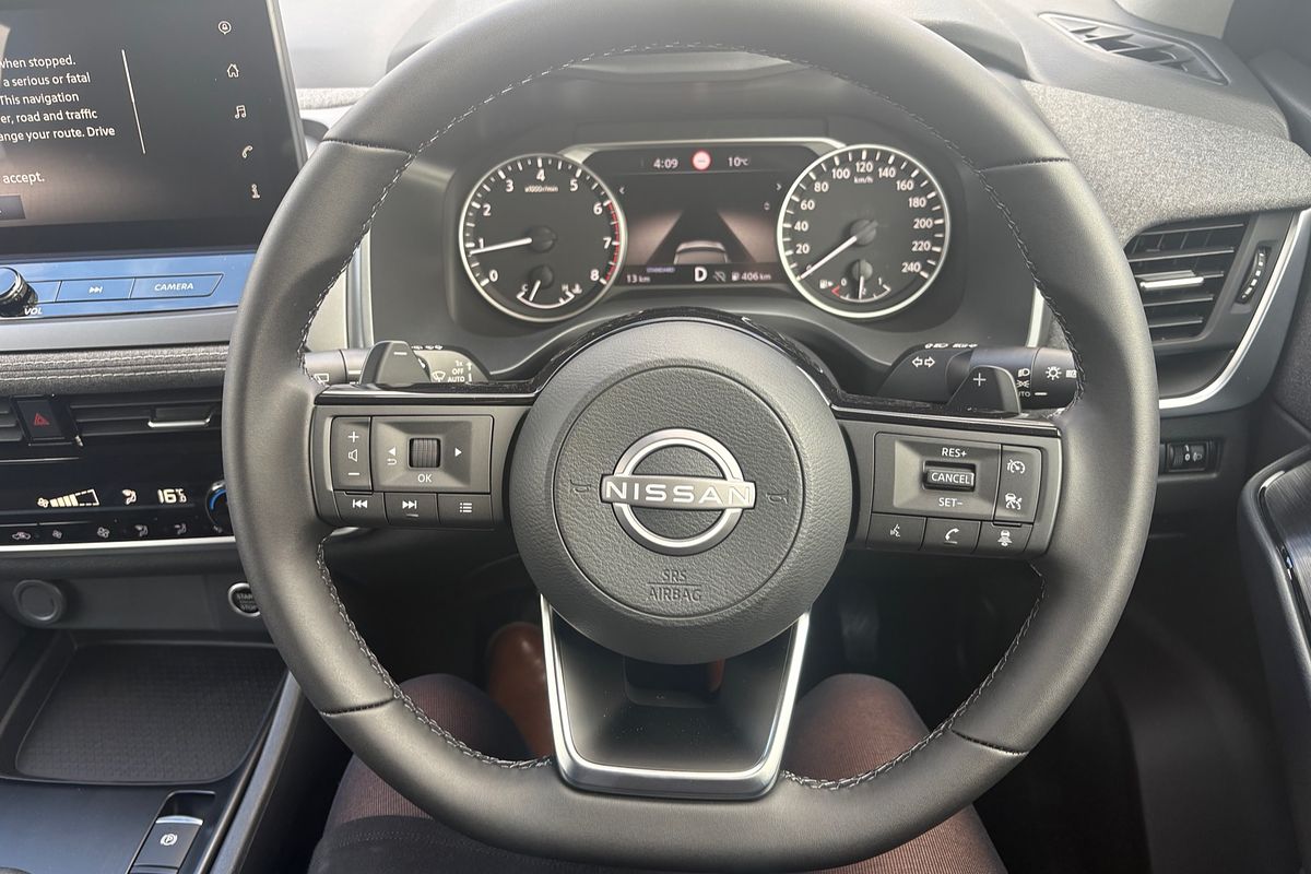 2025 Nissan QASHQAI ST J12