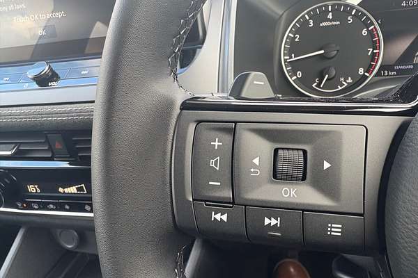 2025 Nissan QASHQAI ST J12