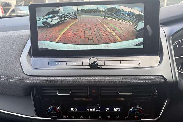 2025 Nissan QASHQAI ST J12