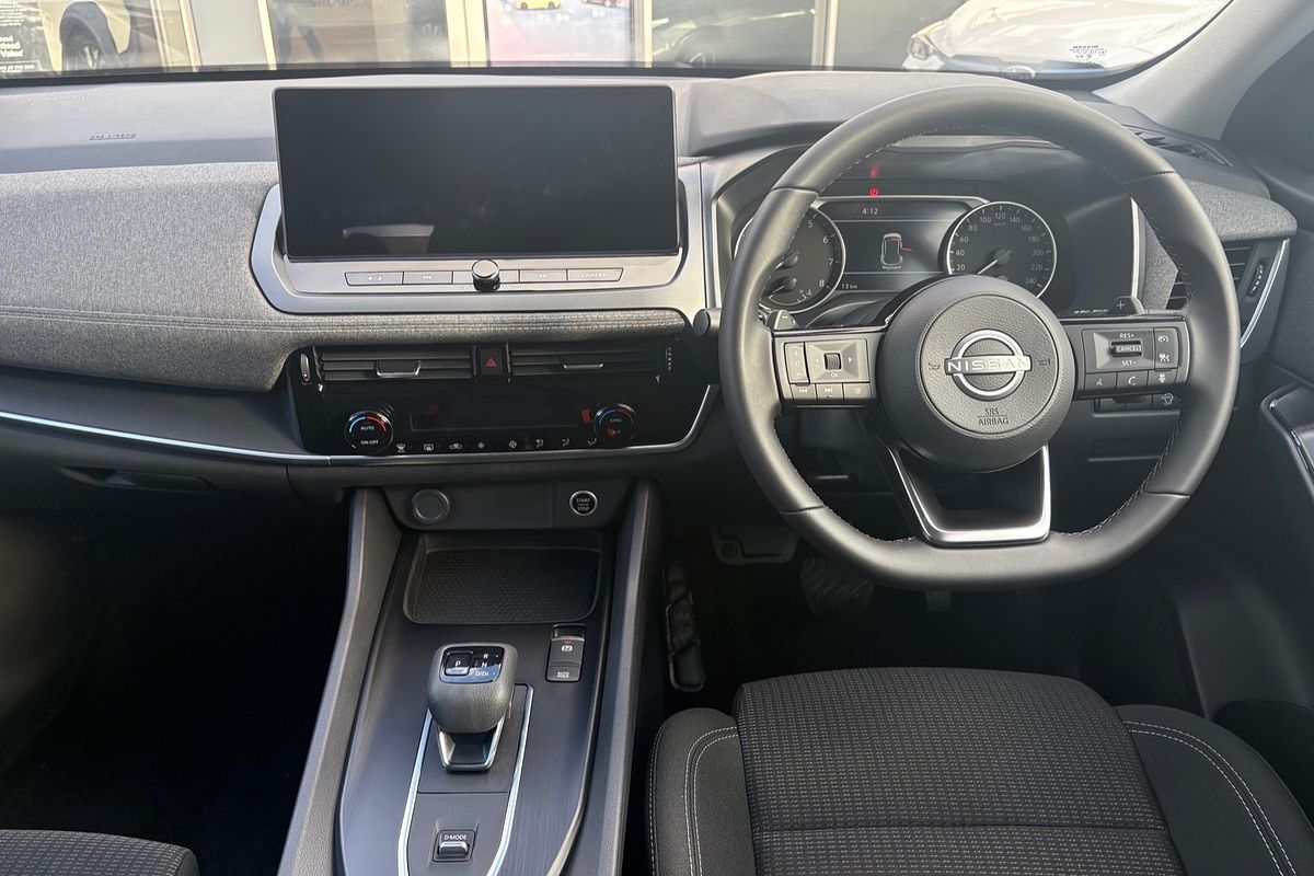 2025 Nissan QASHQAI ST J12
