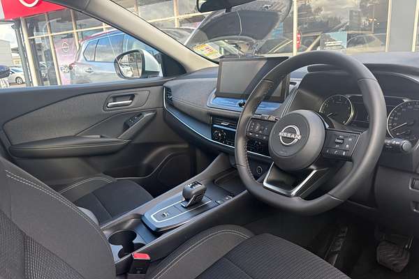 2025 Nissan QASHQAI ST J12