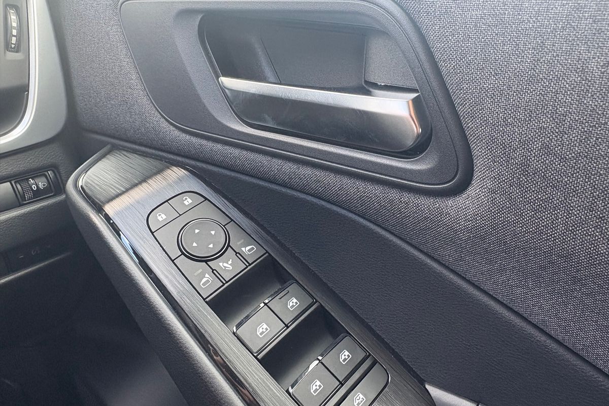 2025 Nissan QASHQAI ST J12