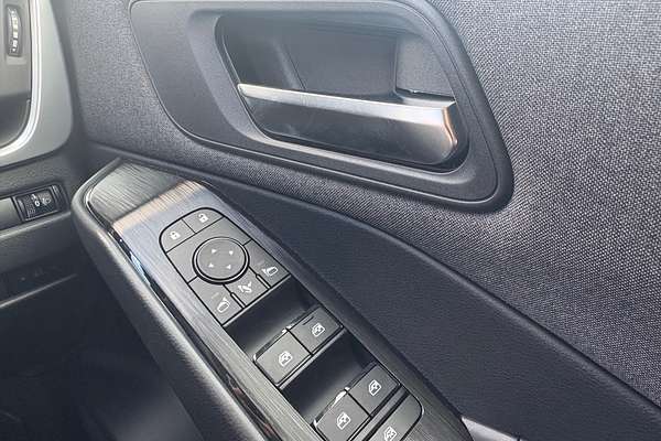 2025 Nissan QASHQAI ST J12