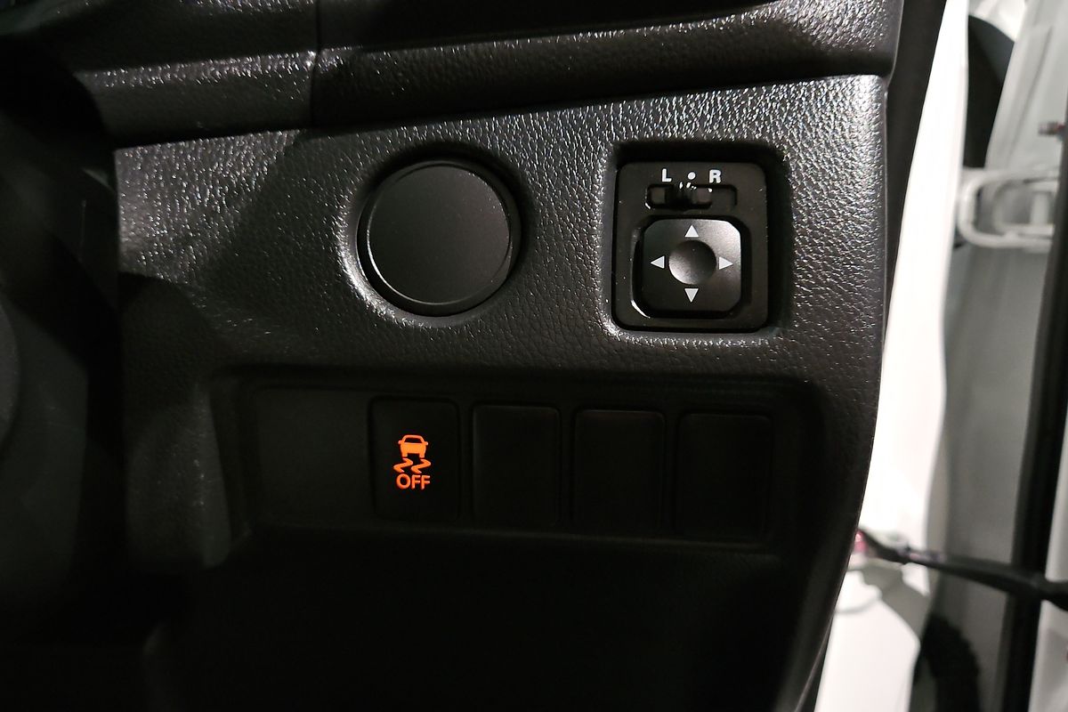 2023 Mitsubishi Triton GLX MR Rear Wheel Drive