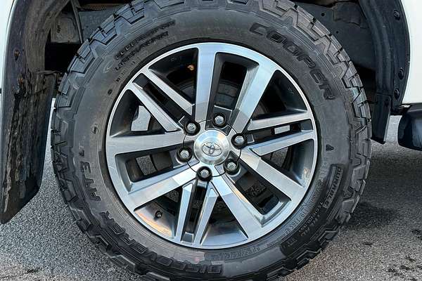 2018 Toyota Hilux SR5 GUN126R 4X4