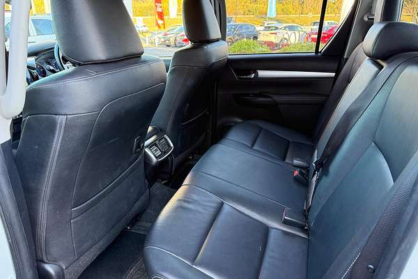 2018 Toyota Hilux SR5 GUN126R 4X4