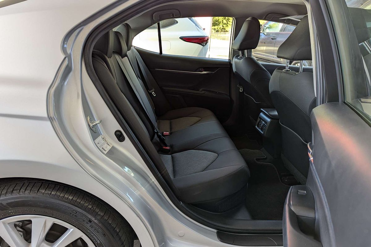 2021 Toyota Camry Ascent AXVH70R