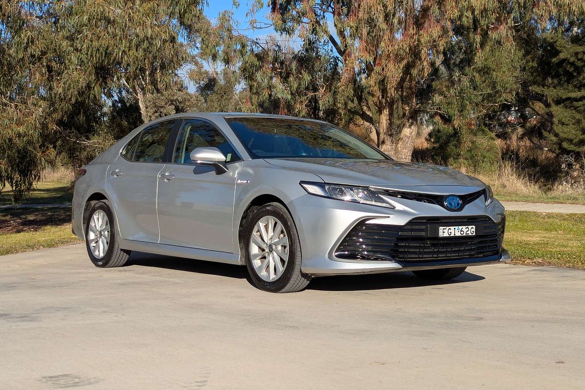 2021 Toyota Camry Ascent AXVH70R