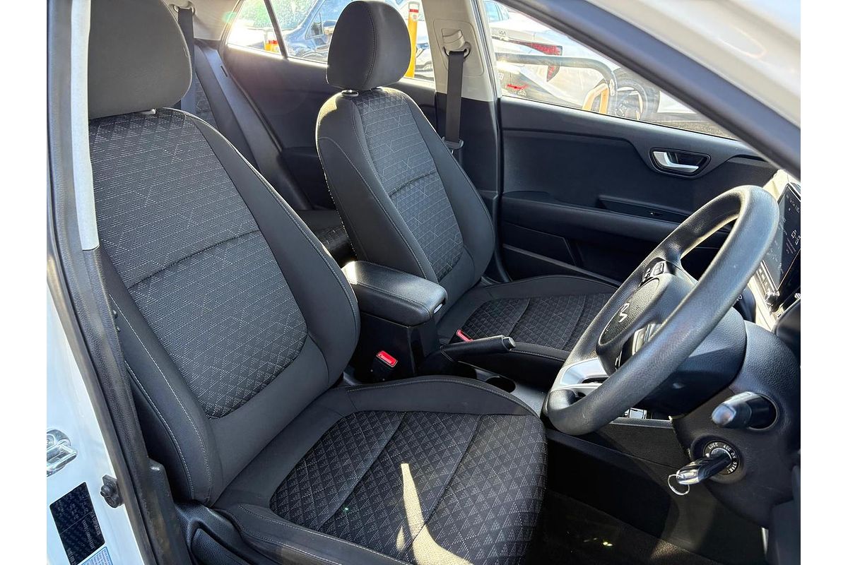 2022 Kia Rio S YB