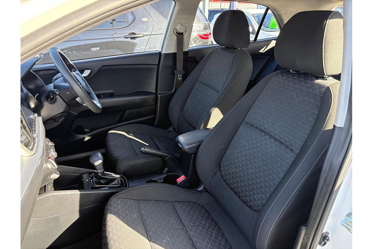 2022 Kia Rio S YB