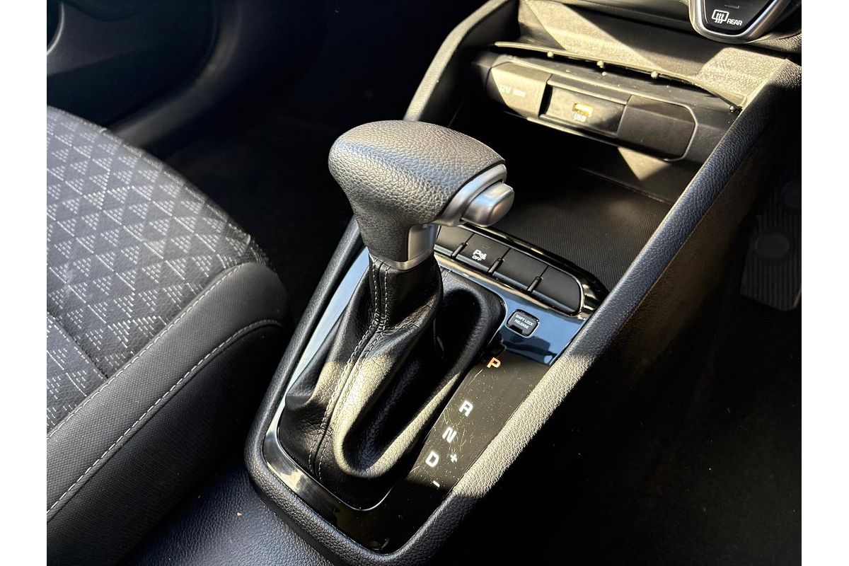 2022 Kia Rio S YB
