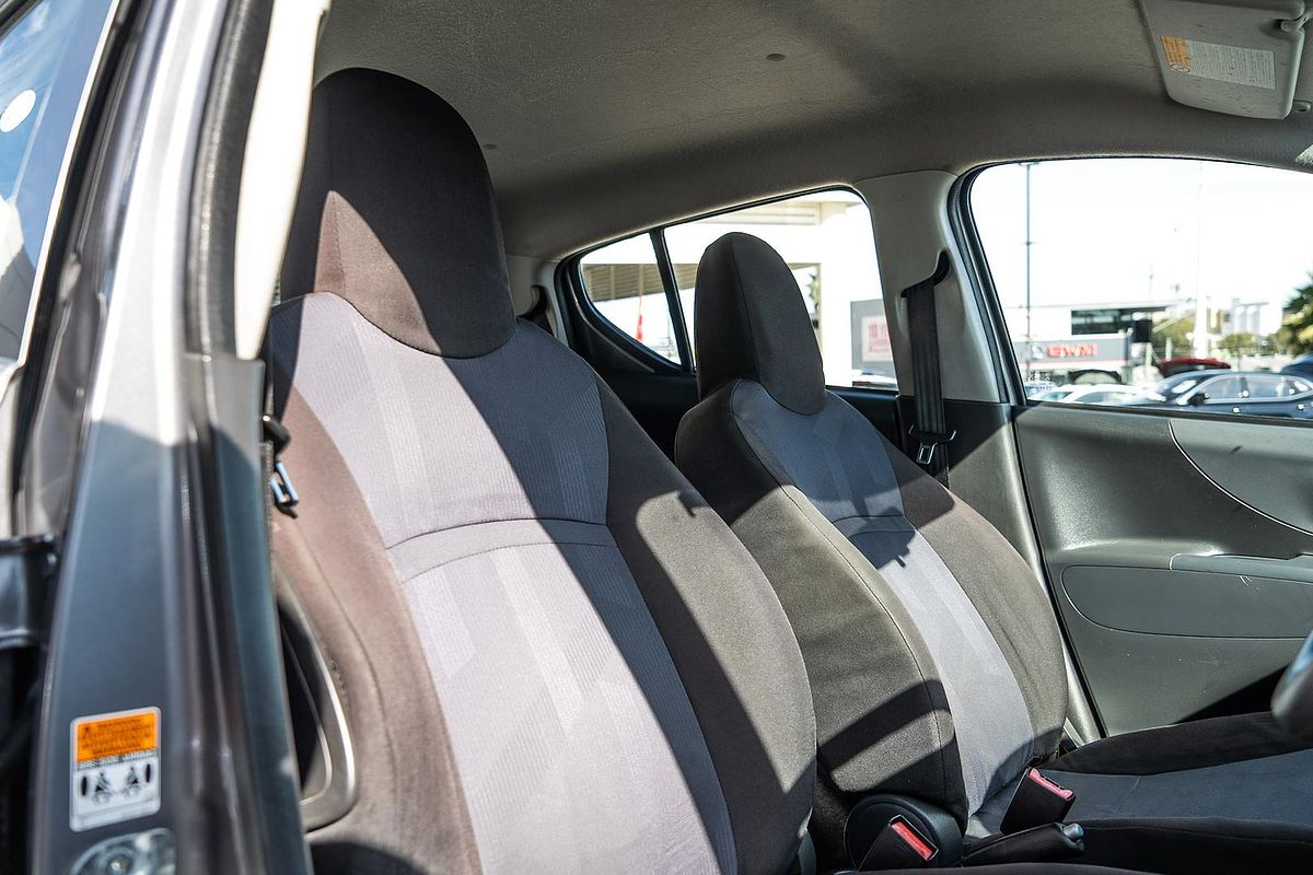 2012 Suzuki Alto GL GF