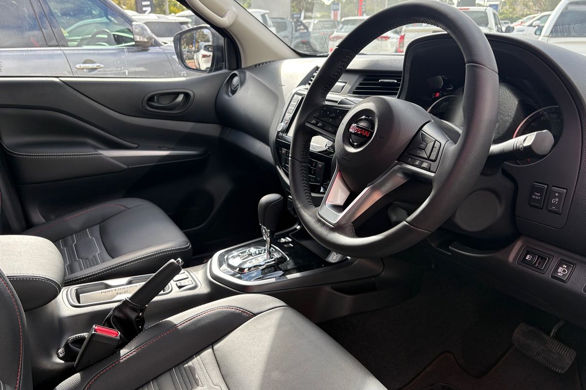 2025 Nissan Navara PRO-4X Warrior D23 4X4