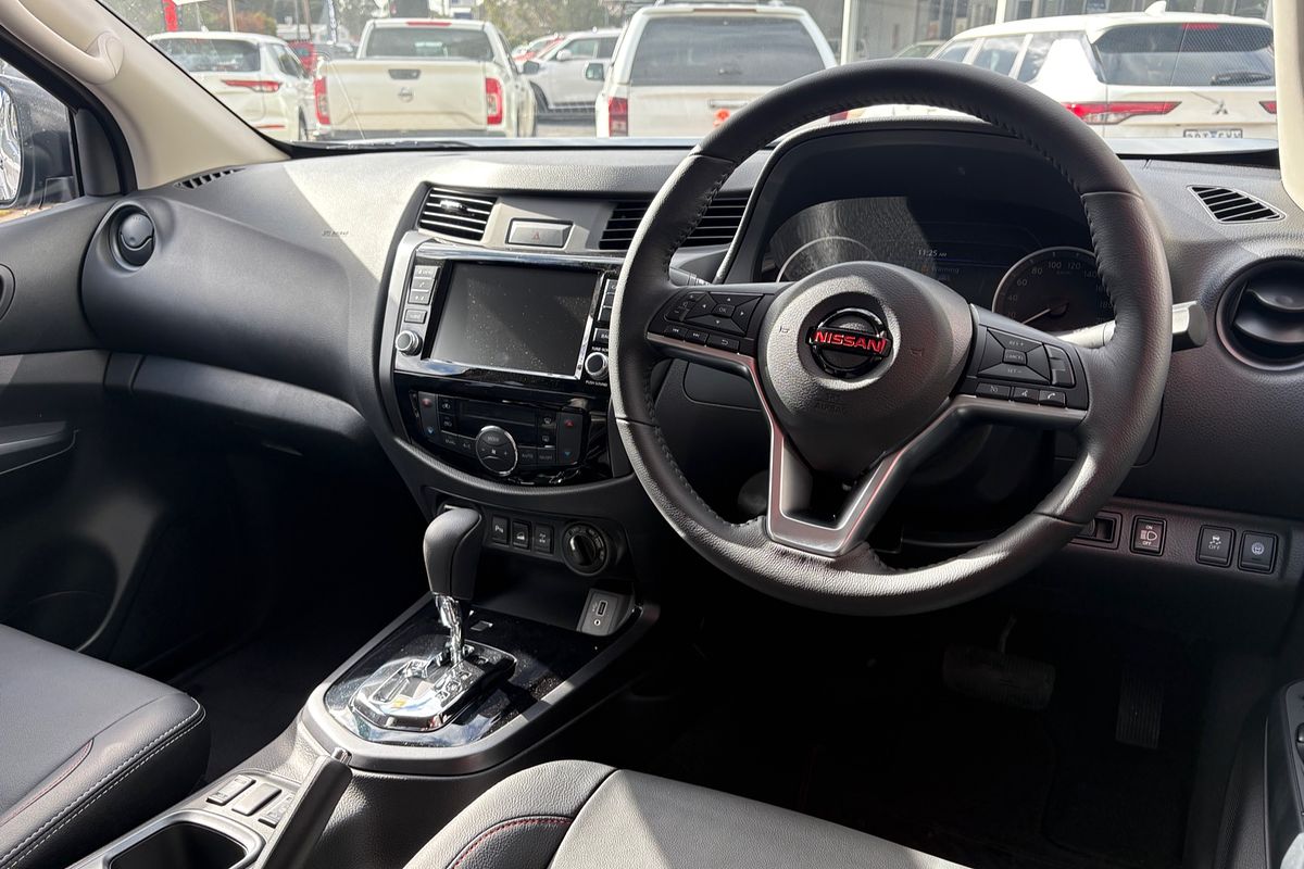 2025 Nissan Navara PRO-4X Warrior D23 4X4