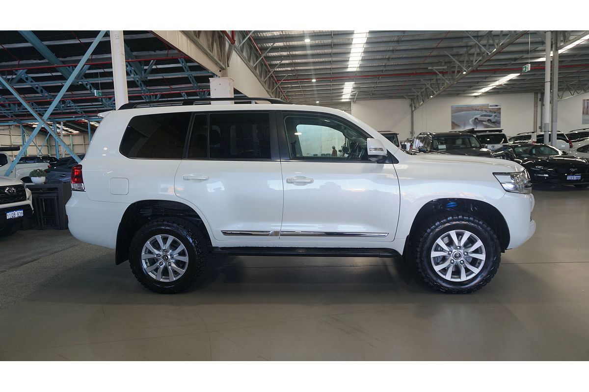 2019 Toyota Landcruiser Sahara VDJ200R