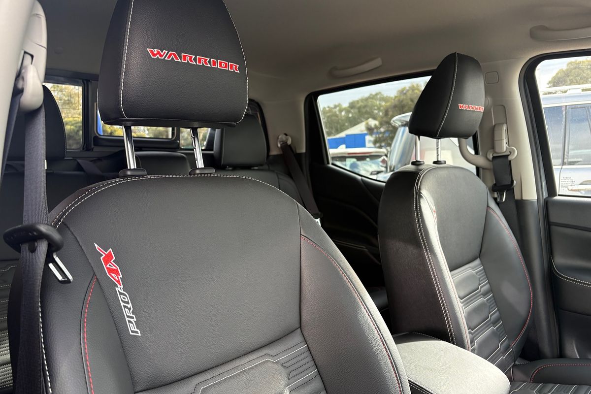 2025 Nissan Navara PRO-4X Warrior D23 4X4