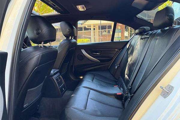 2016 BMW 3 Series 330i Sport Line F30 LCI