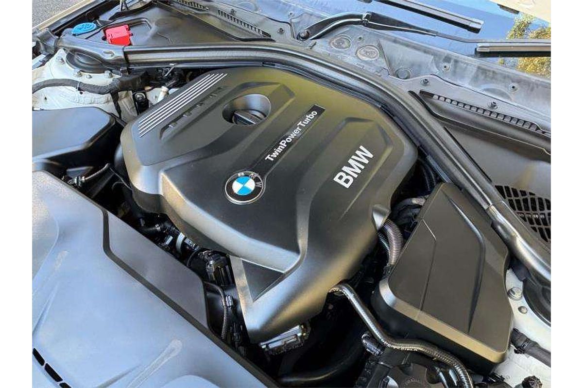 2016 BMW 3 Series 330i Sport Line F30 LCI