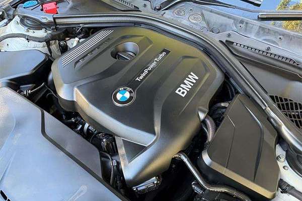 2016 BMW 3 Series 330i Sport Line F30 LCI