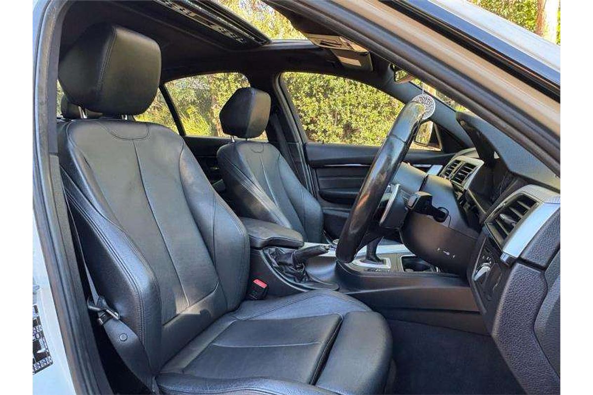 2016 BMW 3 Series 330i Sport Line F30 LCI
