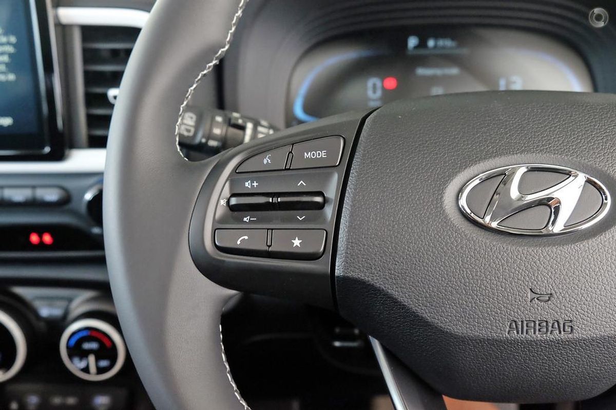 2025 Hyundai Venue Elite QX.V5